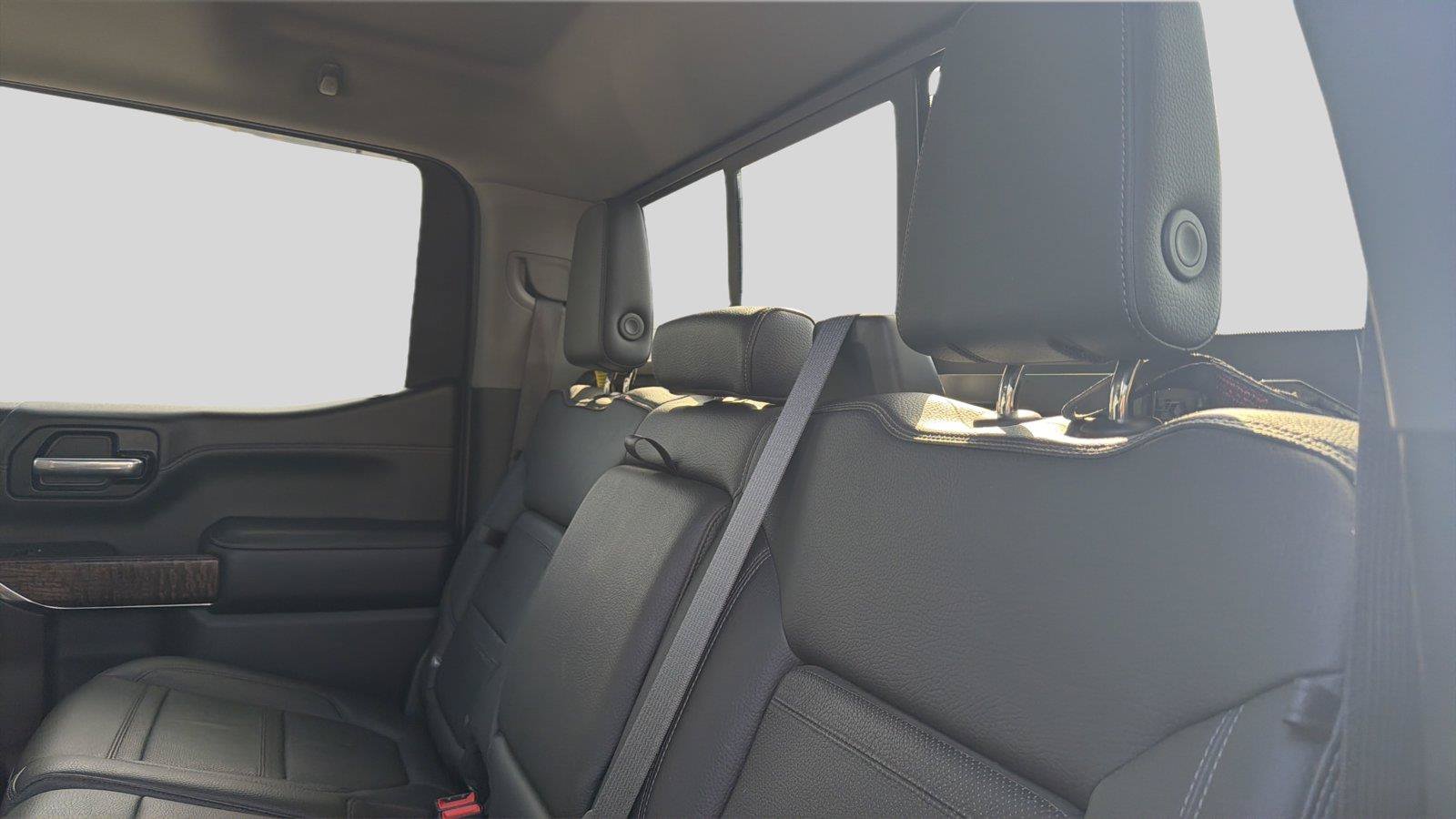 Used 2021 GMC Sierra 1500 Denali w/ Denali Ultimate Package AWD/4WD image 18