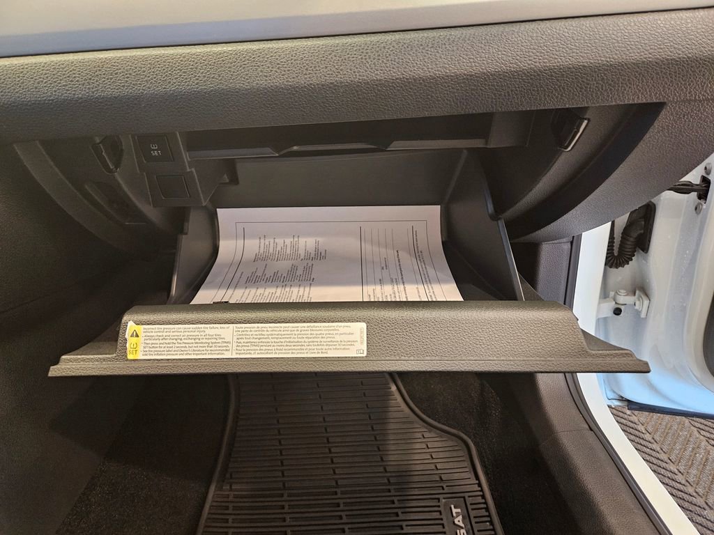 Used 2020 Volkswagen Passat 2.0T SE image 30