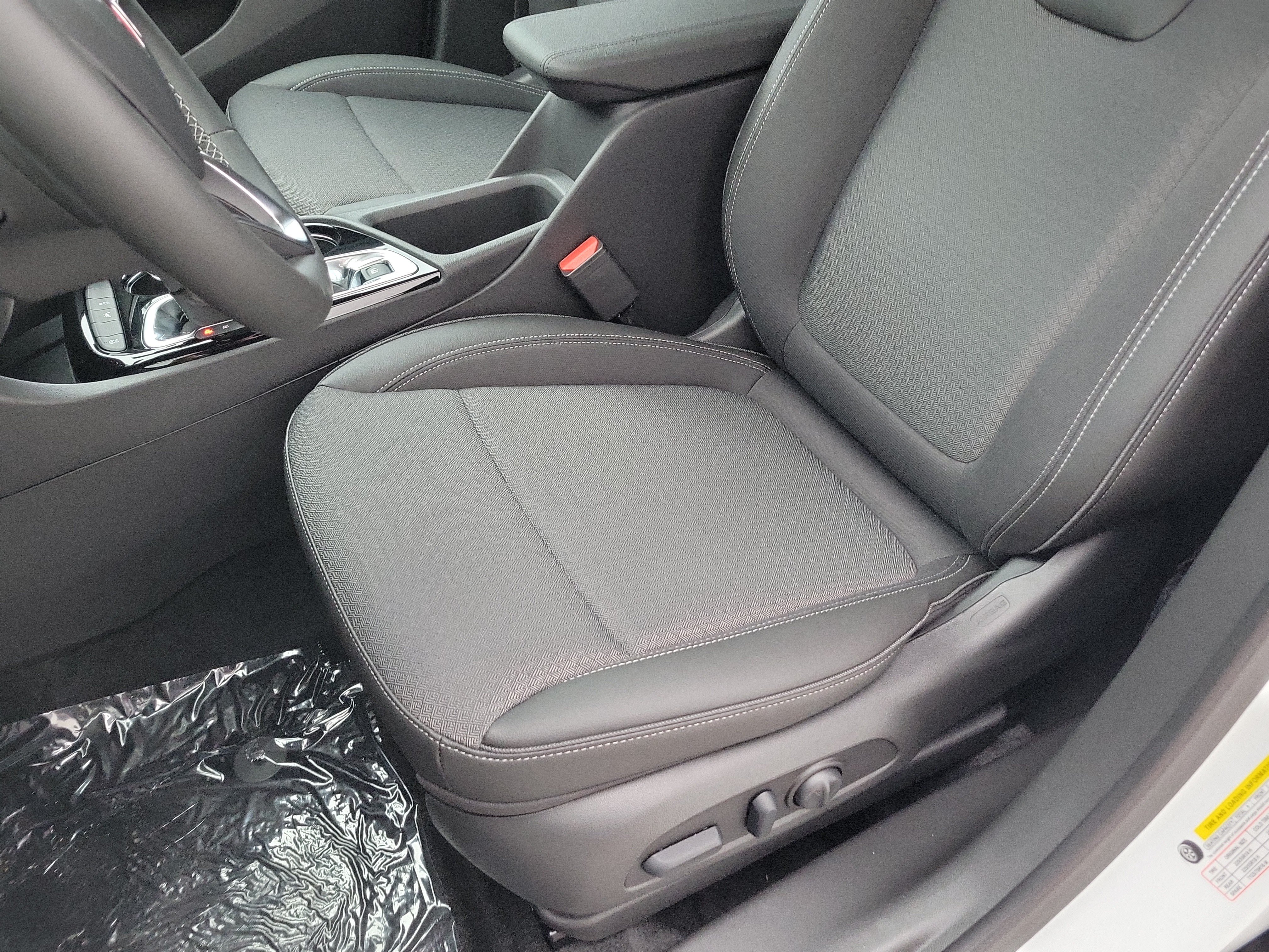 New 2026 Buick Encore GX Preferred w/ Comfort Package FWD image 21