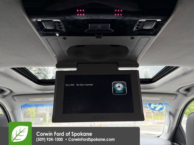 Used 2019 Chevrolet Suburban LT AWD/4WD image 16