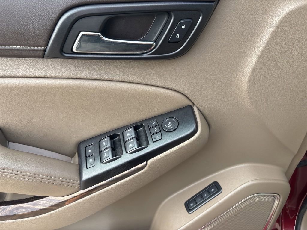 Used 2019 GMC Yukon XL SLT w/ Premium Edition image 18
