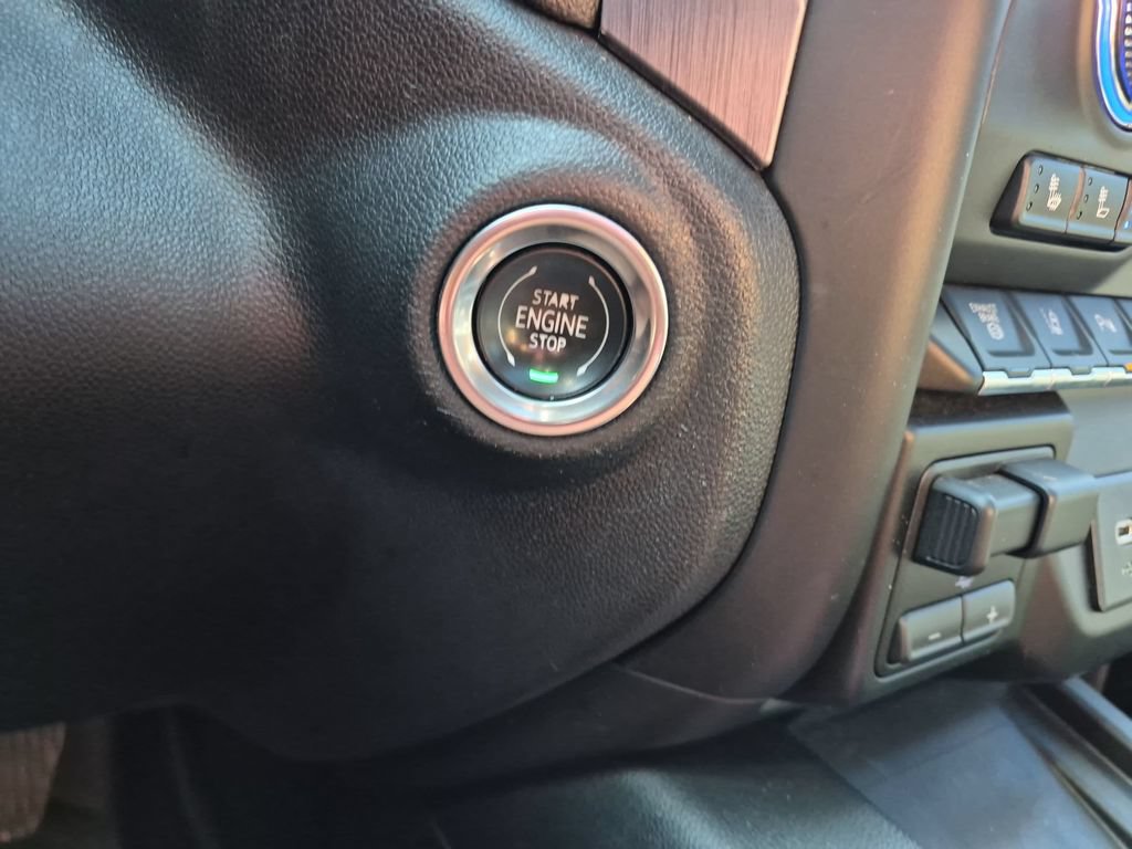 Used 2020 GMC Sierra 2500 Denali w/ Denali Ultimate Package AWD/4WD image 25