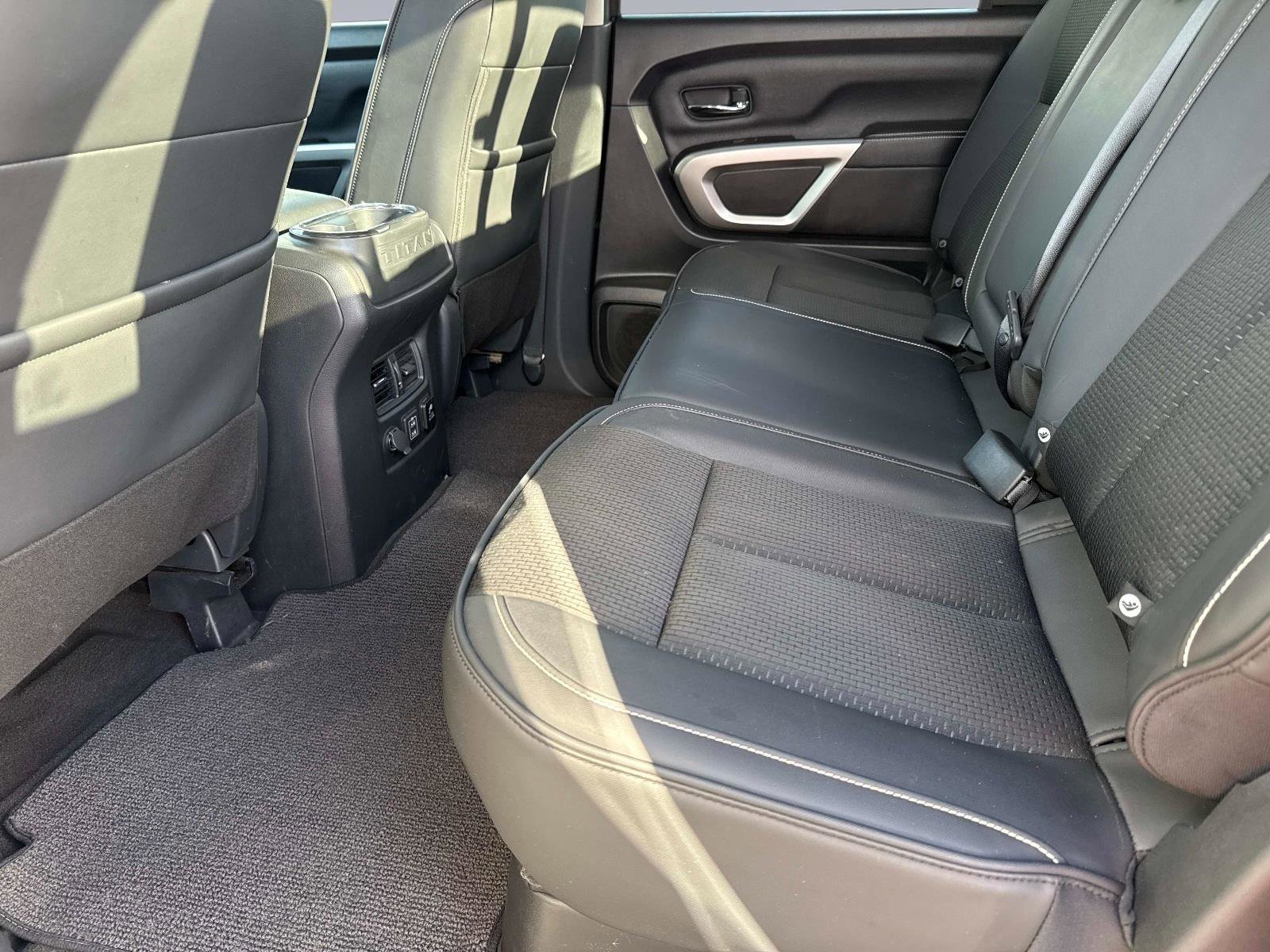 Used 2019 Nissan Titan PRO-4X image 13