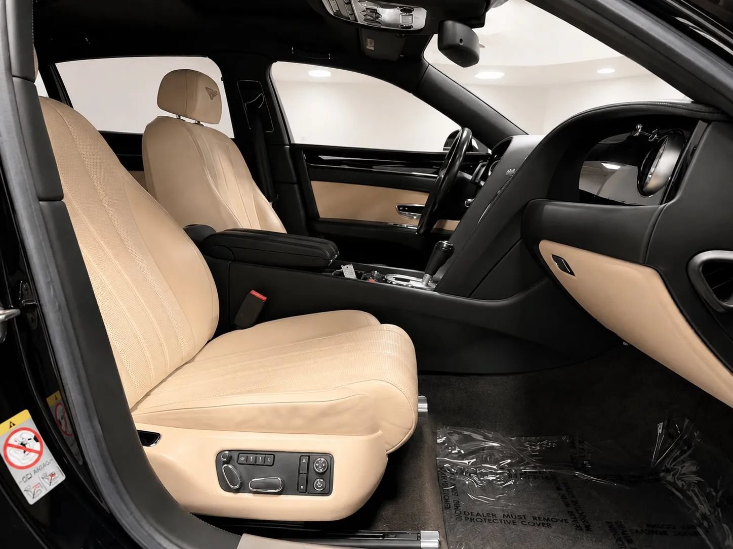 Used 2015 Bentley Flying Spur V8 AWD/4WD image 30