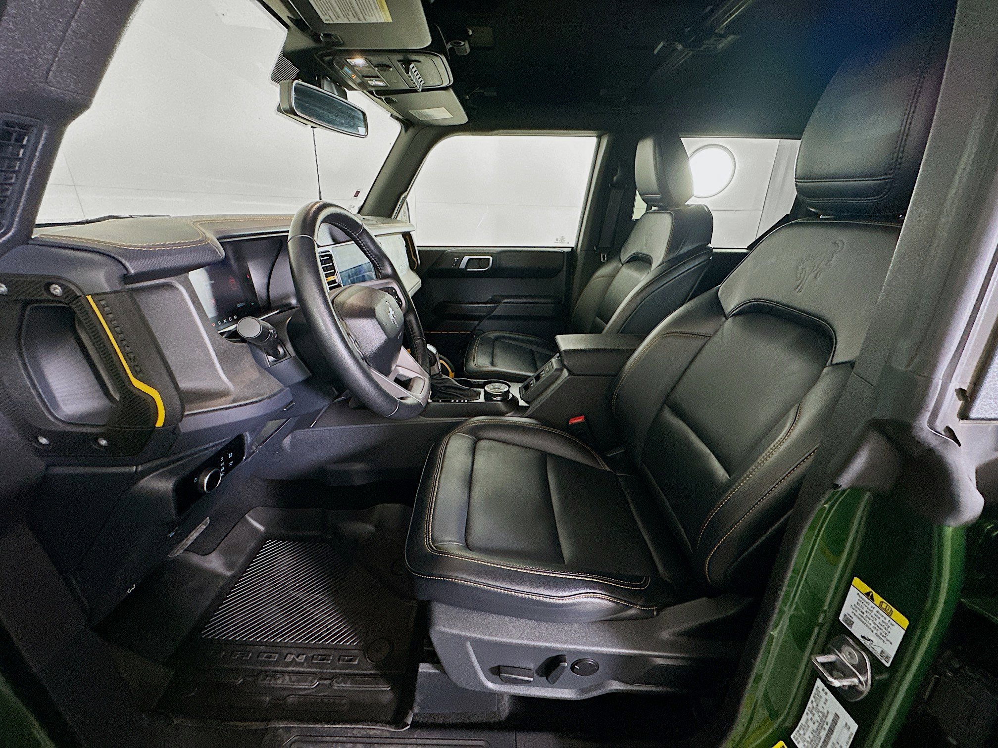 Used 2024 Ford Bronco Badlands w/ Sasquatch Package image 13