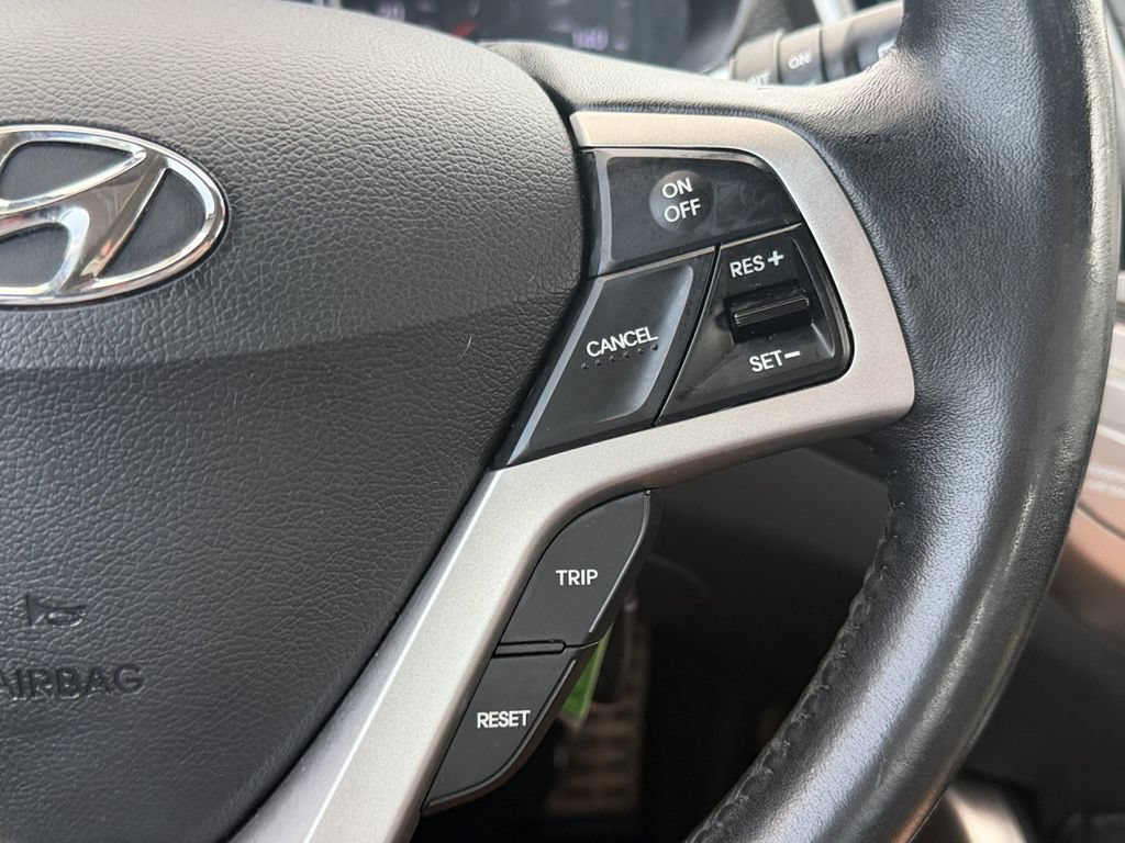 Used 2013 Hyundai Veloster w/ Style Pkg FWD image 19