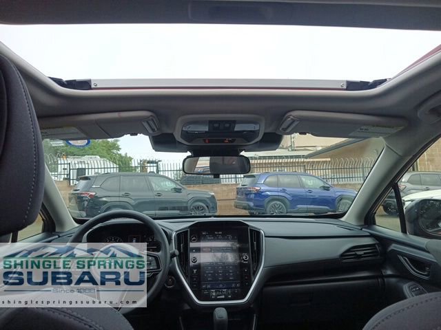 Used 2025 Subaru Crosstrek 2.0i Premium image 54