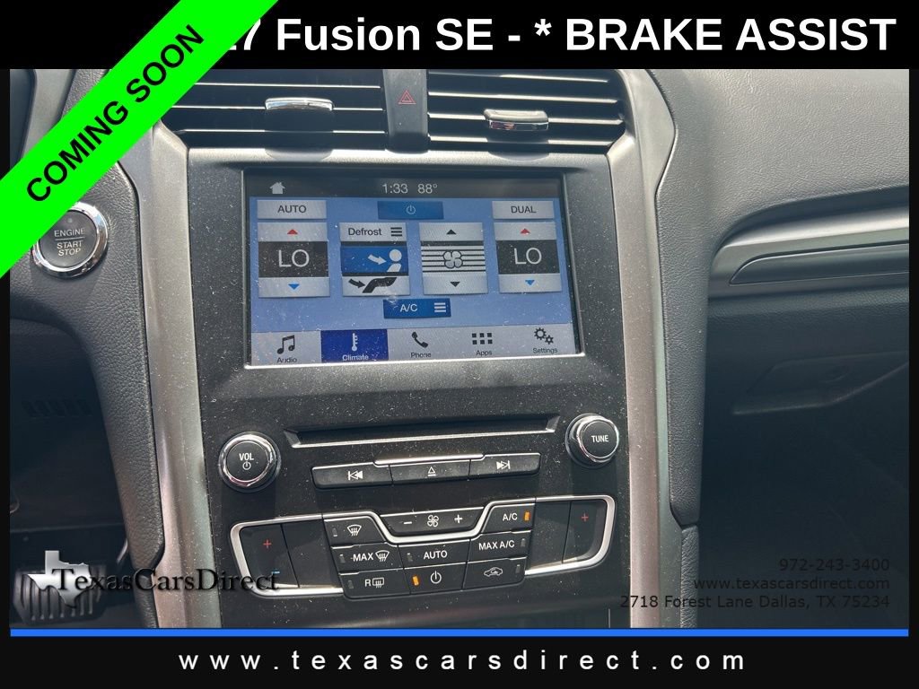 Used 2017 Ford Fusion SE w/ Equipment Group 201A FWD image 8