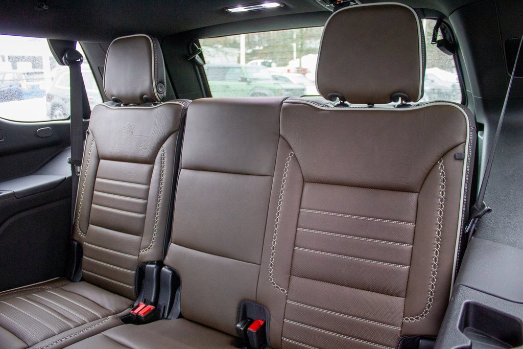 Used 2025 GMC Yukon Denali Ultimate image 23
