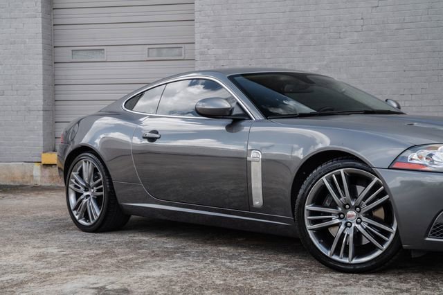 Used 2009 Jaguar XKR R image 32