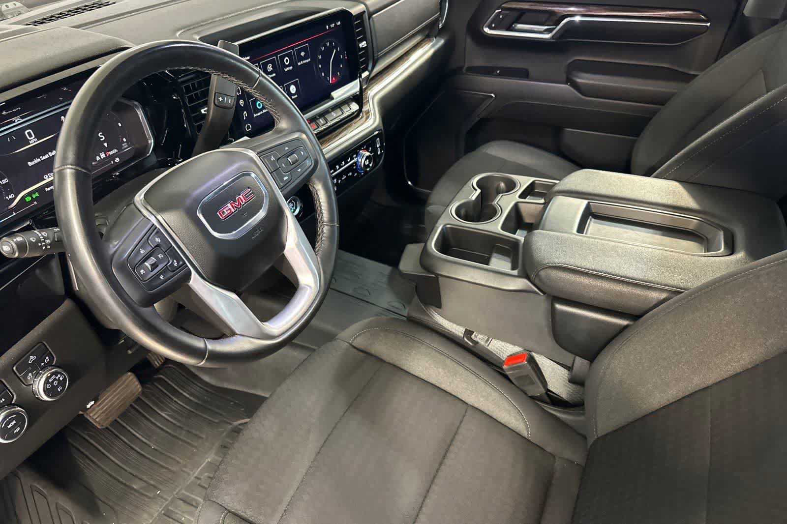 Used 2024 GMC Sierra 1500 Elevation w/ LPO, Elevation Black Package AWD/4WD image 14