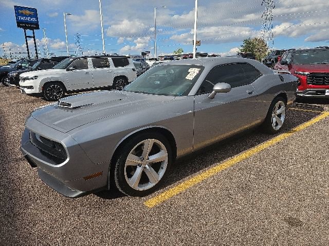 Used 2013 Dodge Challenger R/T w/ Blacktop Pkg RWD image 7