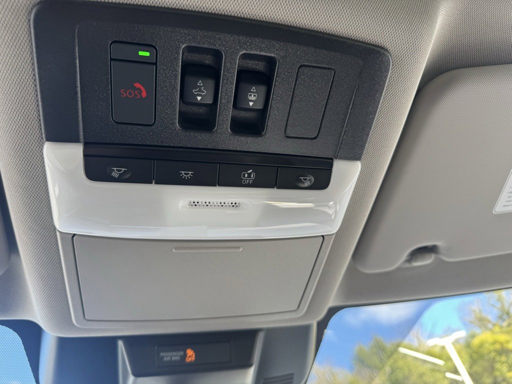 New 2026 Nissan Rogue Platinum image 23