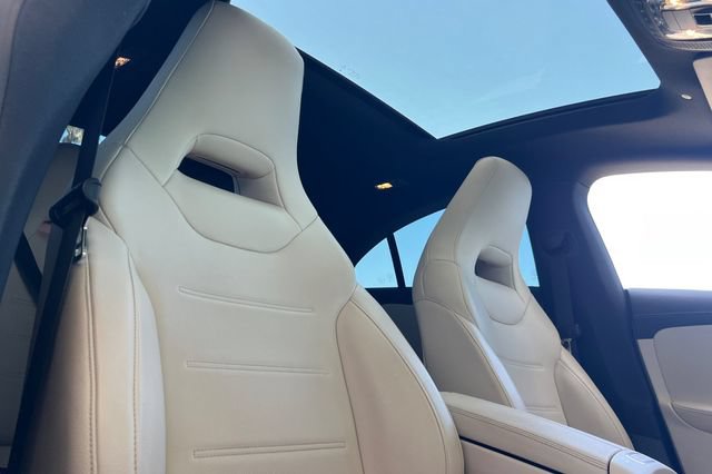 Used 2020 Mercedes-Benz CLA 250 image 19