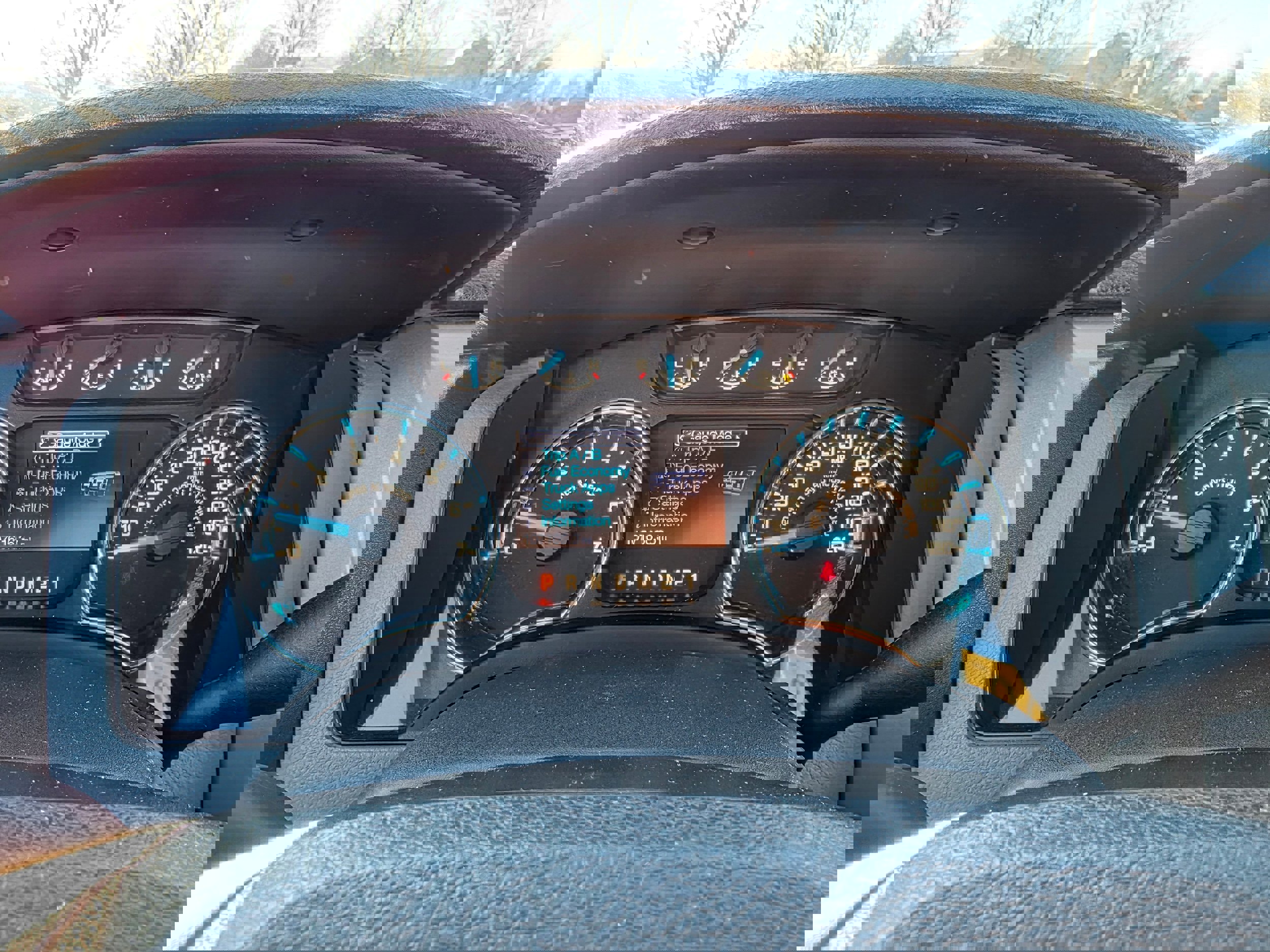 Used 2012 Ford F150 XLT w/ XLT Chrome Pkg image 17