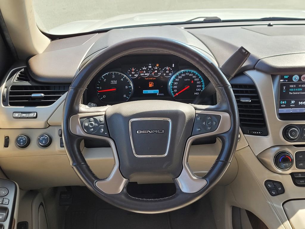 Used 2020 GMC Yukon Denali w/ Denali Ultimate Package AWD/4WD image 13