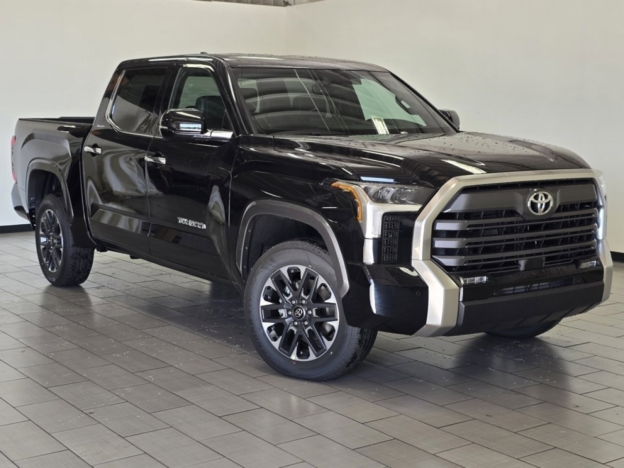 New 2026 Toyota Tundra Limited image 2