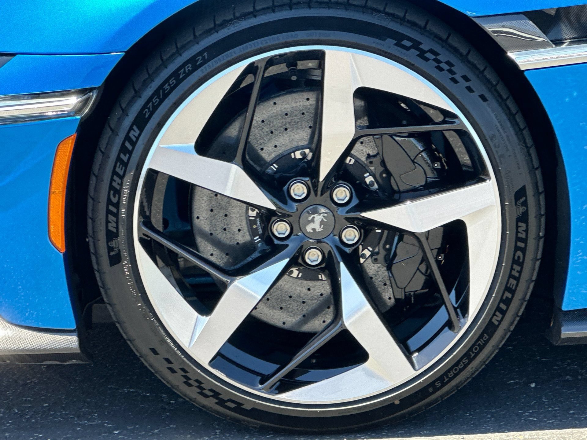 Used 2025 Ferrari 12Cilindri RWD image 30