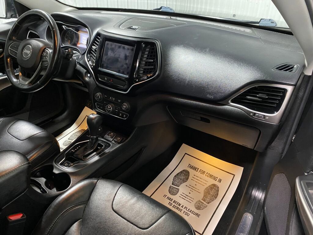 Used 2019 Jeep Cherokee Limited image 7
