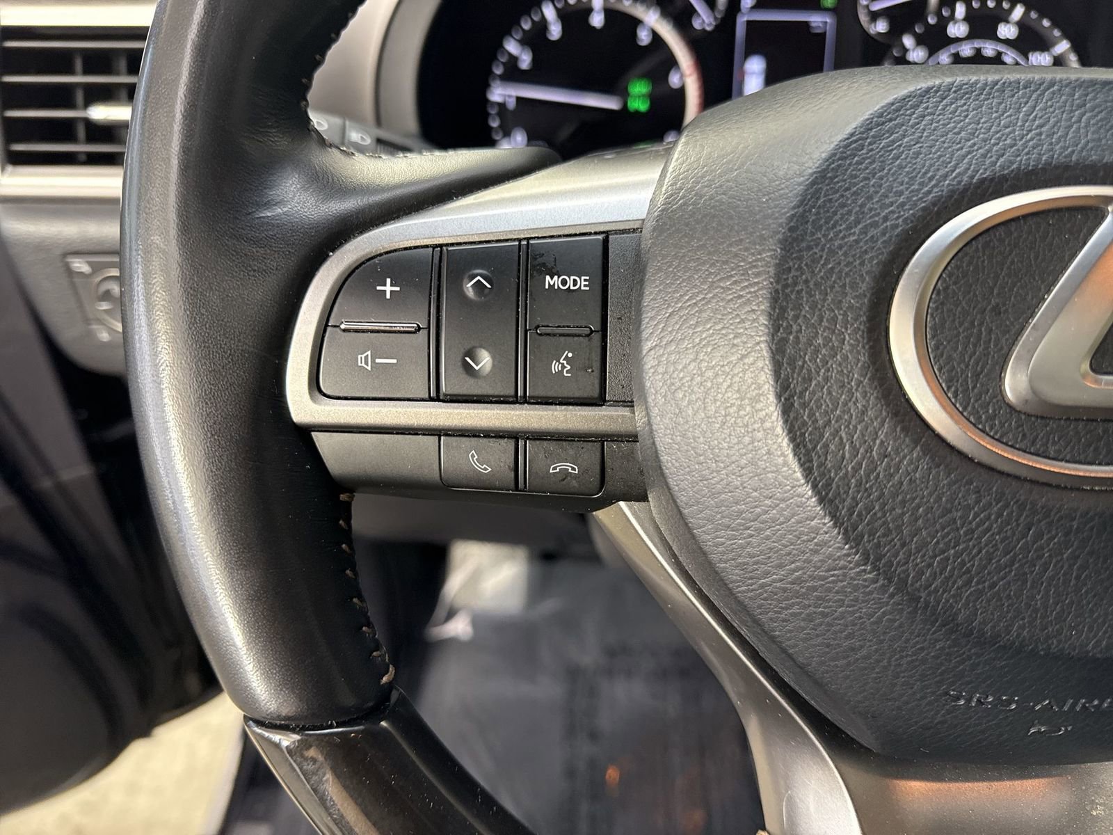 Used 2022 Lexus GX 460 Premium w/ Accessory Package AWD/4WD image 13