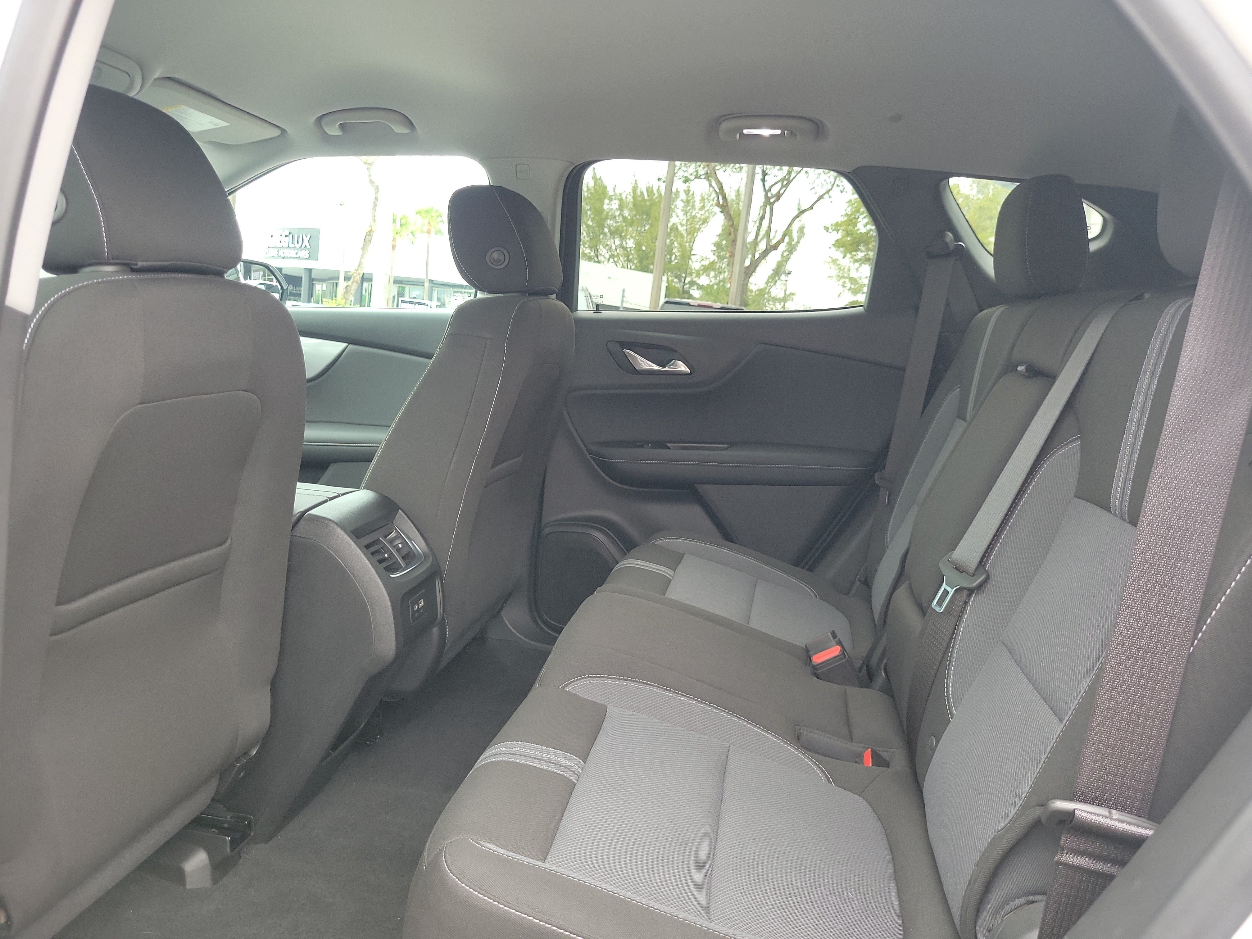 Used 2024 Chevrolet Blazer LT w/ Convenience Package FWD image 13