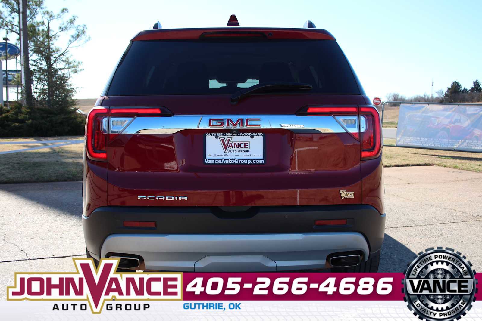 Used 2020 GMC Acadia SLT w/ Driver Alert Package II image 7