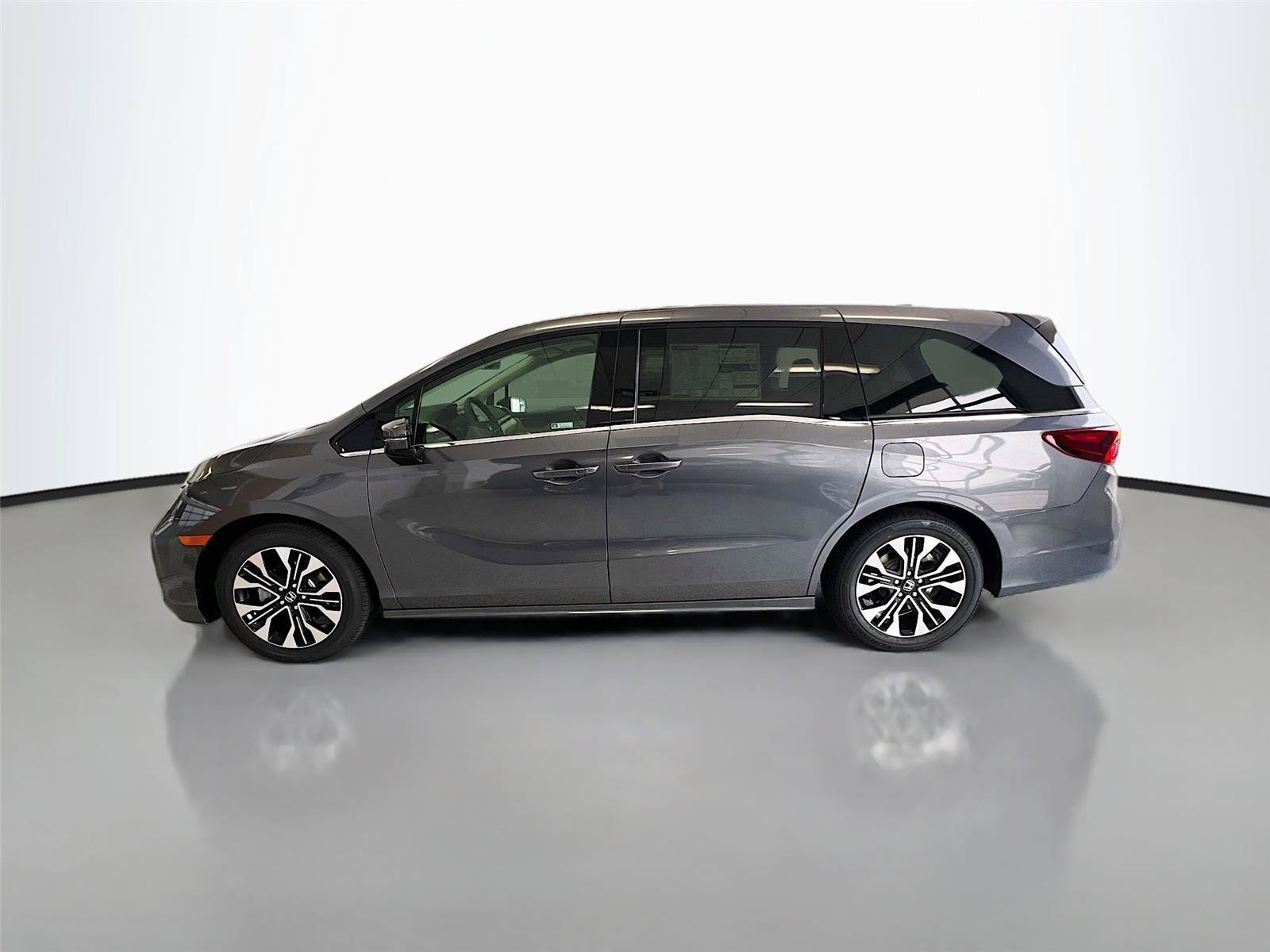 New 2026 Honda Odyssey Elite image 8