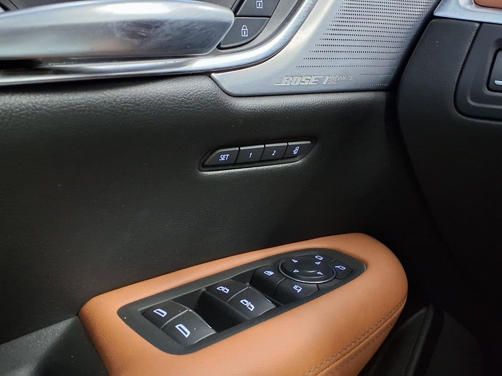 Used 2023 Cadillac XT5 Premium Luxury w/ Technology Package FWD image 32
