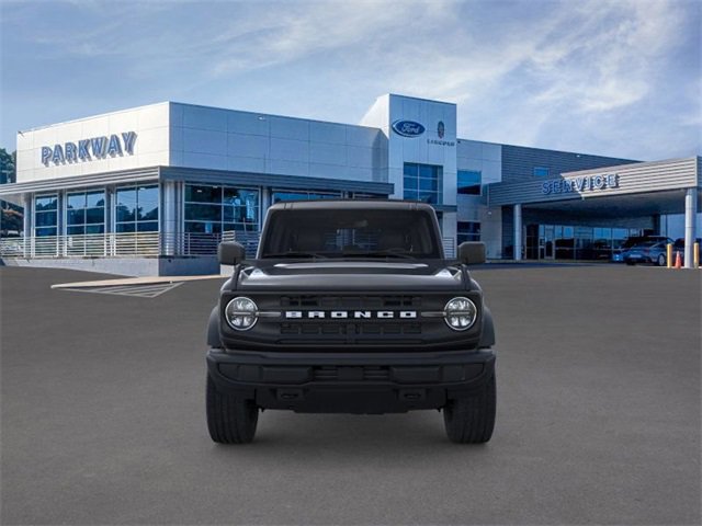 New 2025 Ford Bronco 4-Door image 6