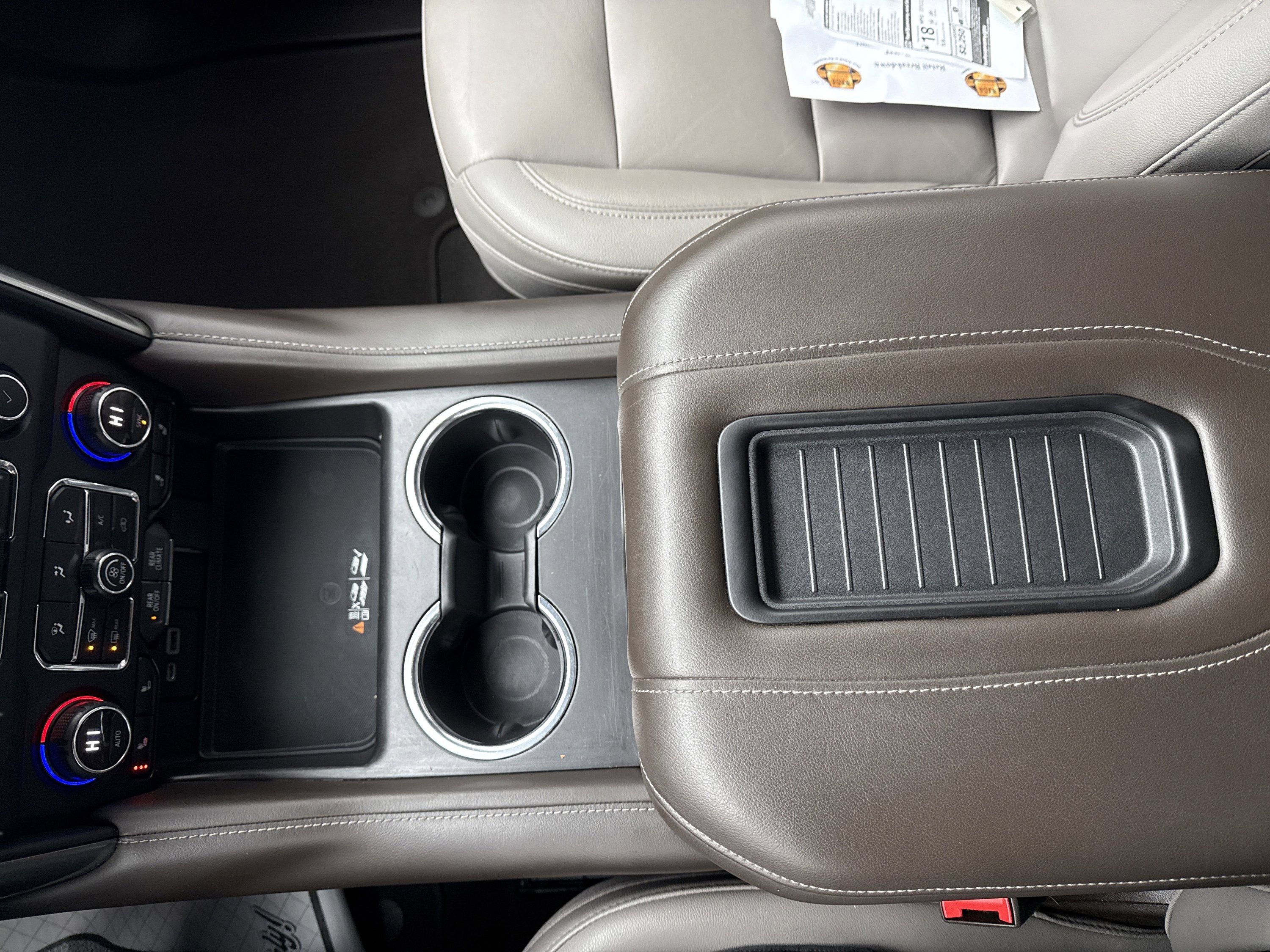 Used 2021 Chevrolet Tahoe Z71 w/ Z71 Off-Road Package image 22