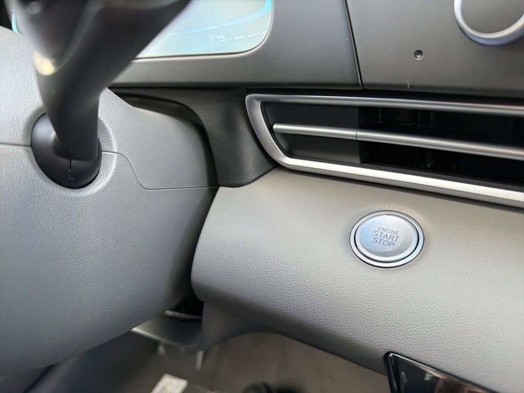 New 2026 Hyundai Elantra Sport image 33