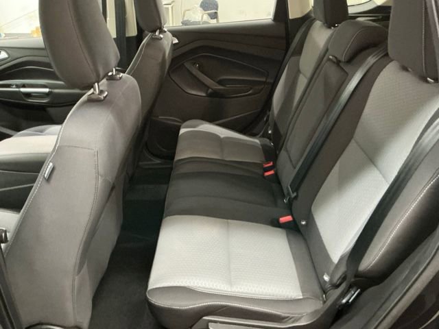 Used 2019 Ford Escape SE FWD image 12