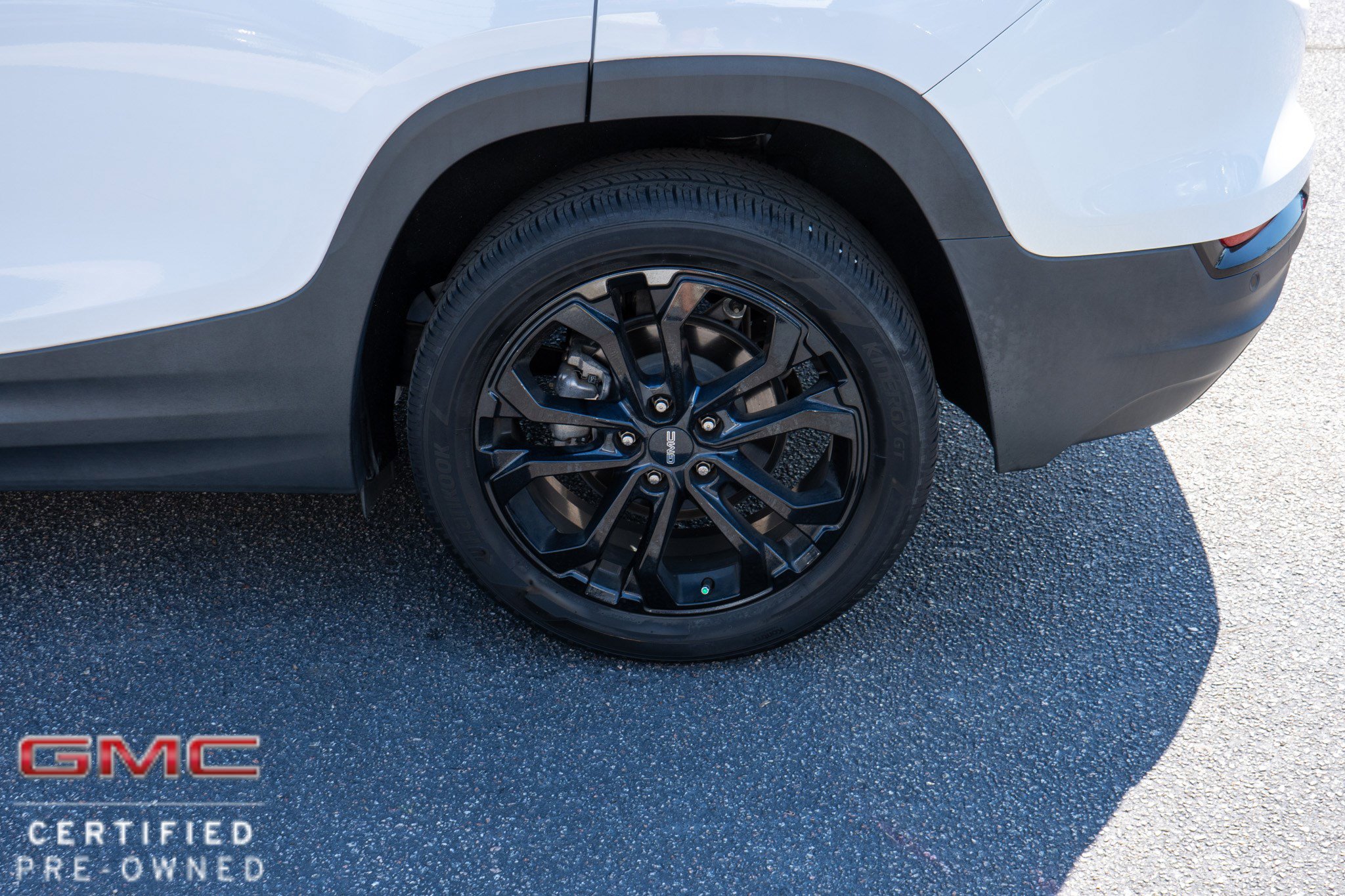 Used 2021 GMC Terrain SLT w/ Infotainment Package II FWD image 11