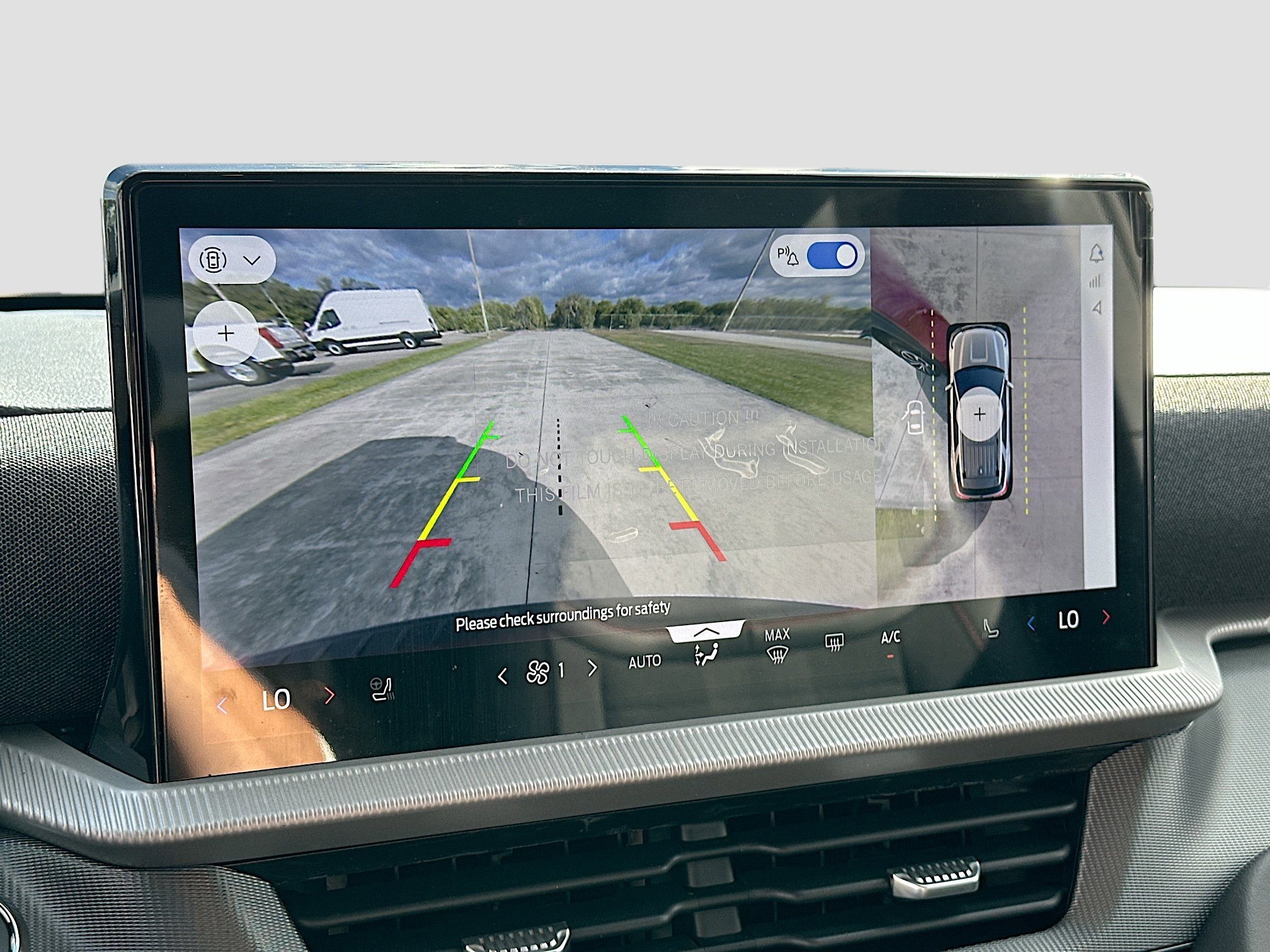 New 2026 Ford Explorer ST-Line image 9