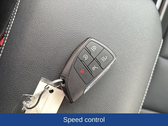 Used 2024 Chevrolet Blazer EV LT AWD/4WD image 25