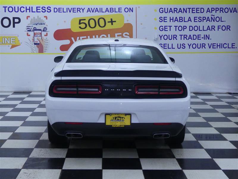Used 2018 Dodge Challenger SXT w/ Blacktop Package image 6