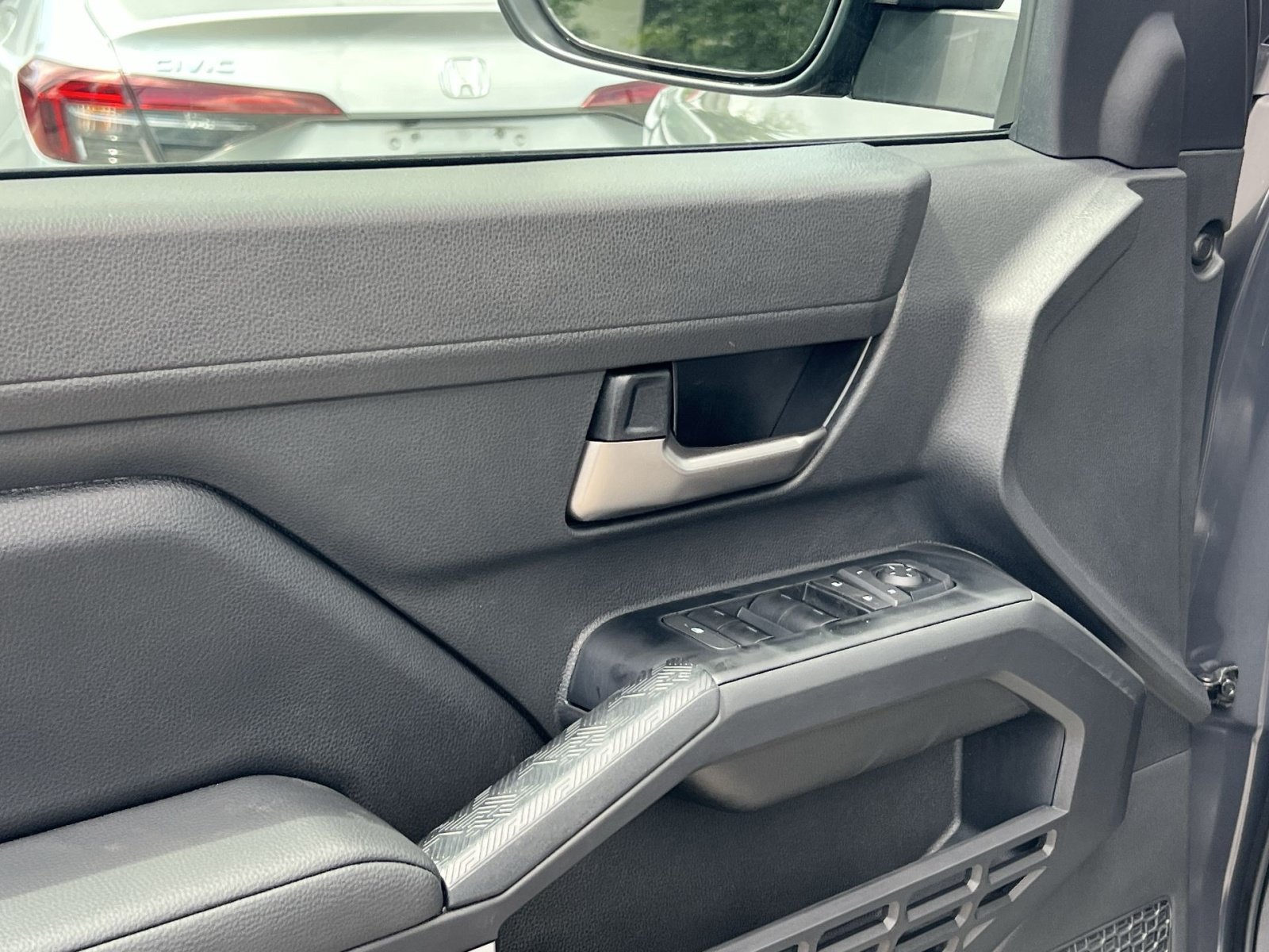 New 2026 Toyota Tacoma TRD Off-Road AWD/4WD image 10