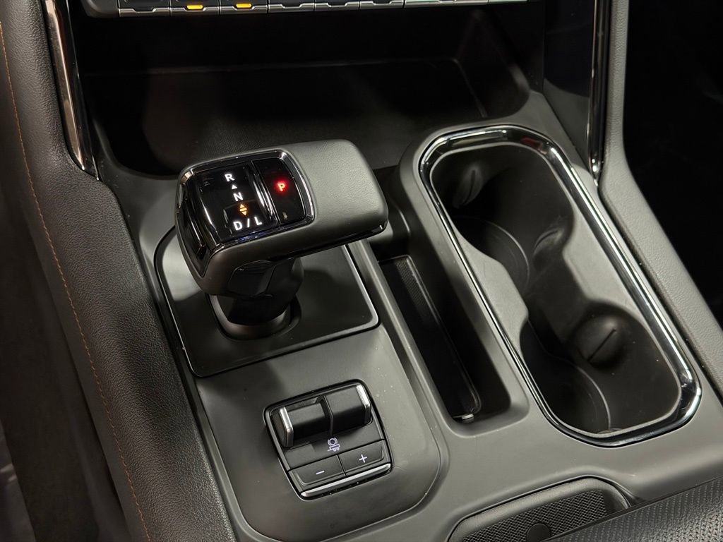 Certified 2025 GMC Sierra 1500 AT4 w/ AT4 Premium Package image 28