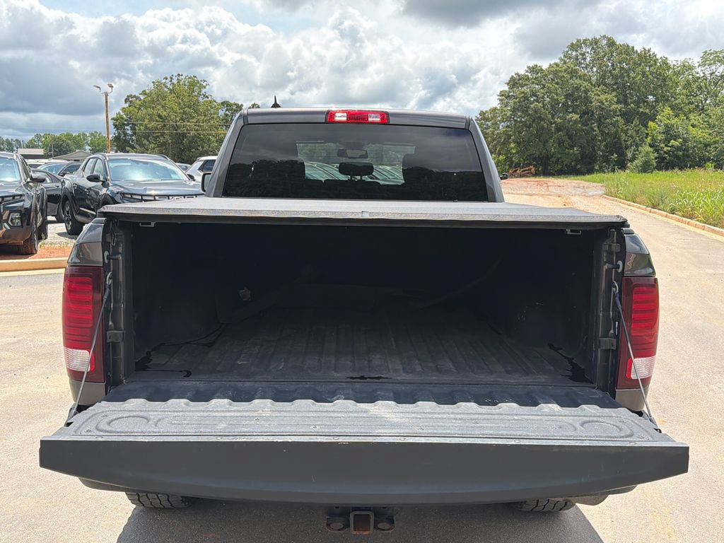 Used 2022 RAM 1500 Classic Warlock AWD/4WD image 18