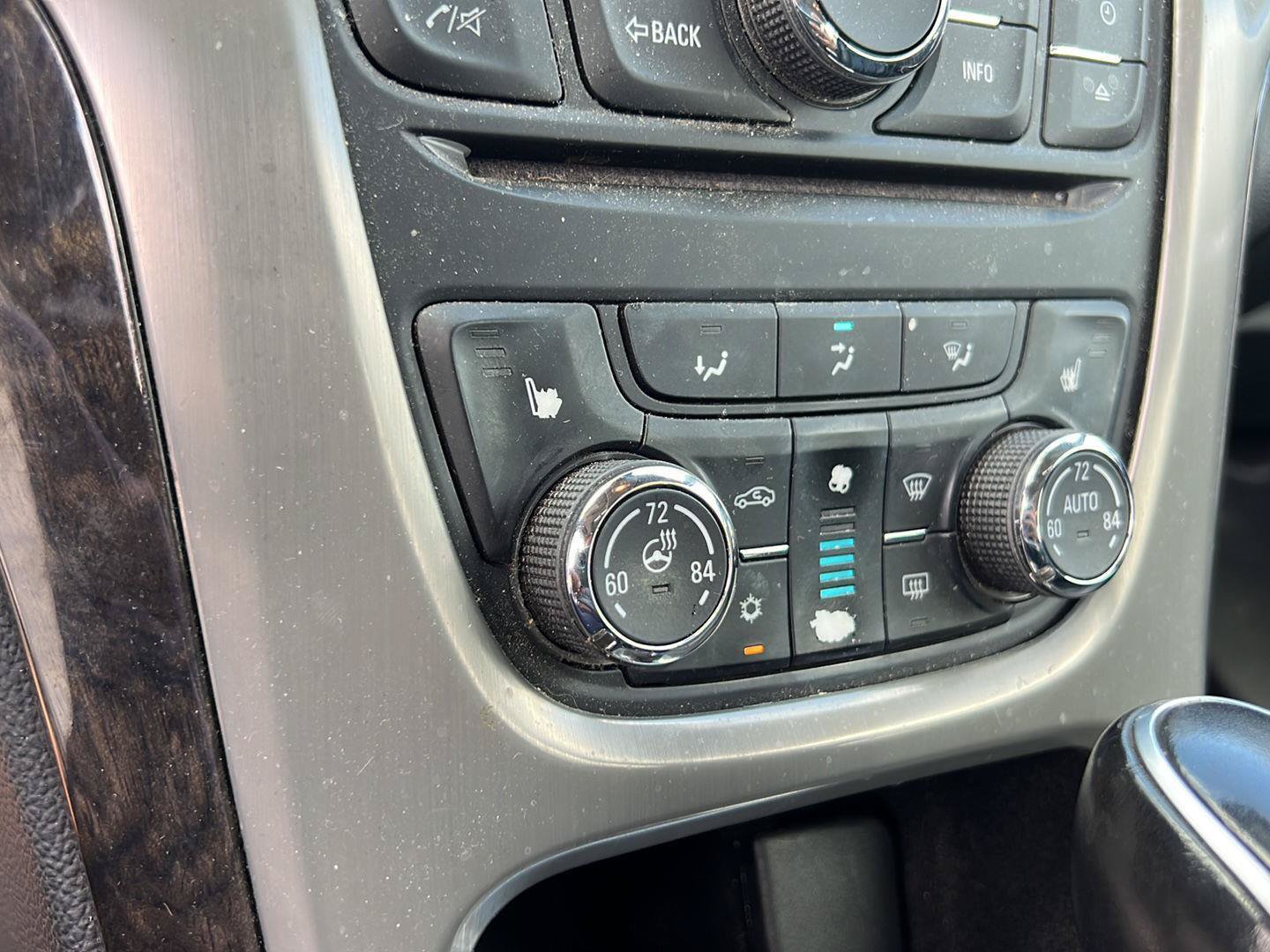 Used 2013 Buick Verano Premium FWD image 19