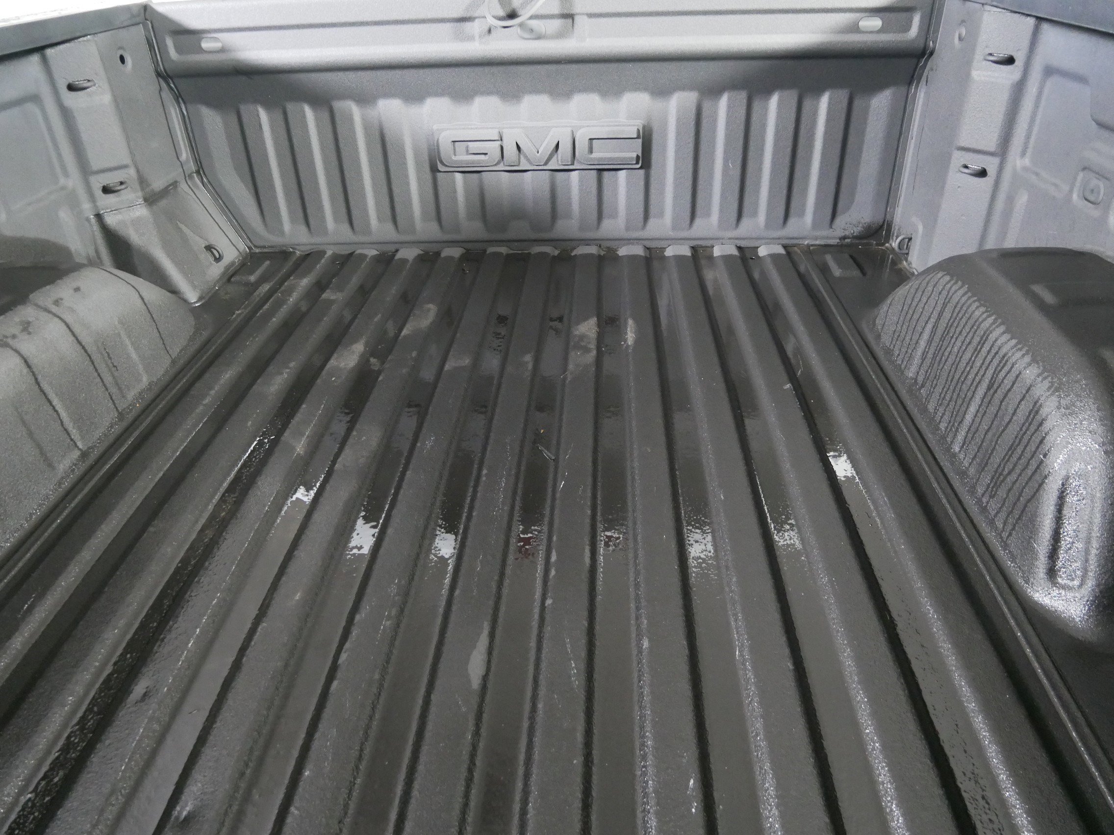 Used 2021 GMC Sierra 1500 Elevation w/ Preferred Package image 18