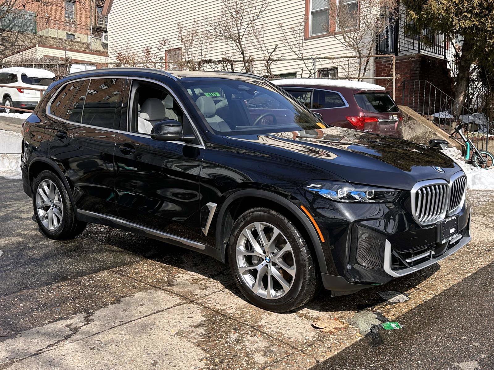 Used 2026 BMW X5 xDrive40i w/ Premium Package AWD/4WD image 7