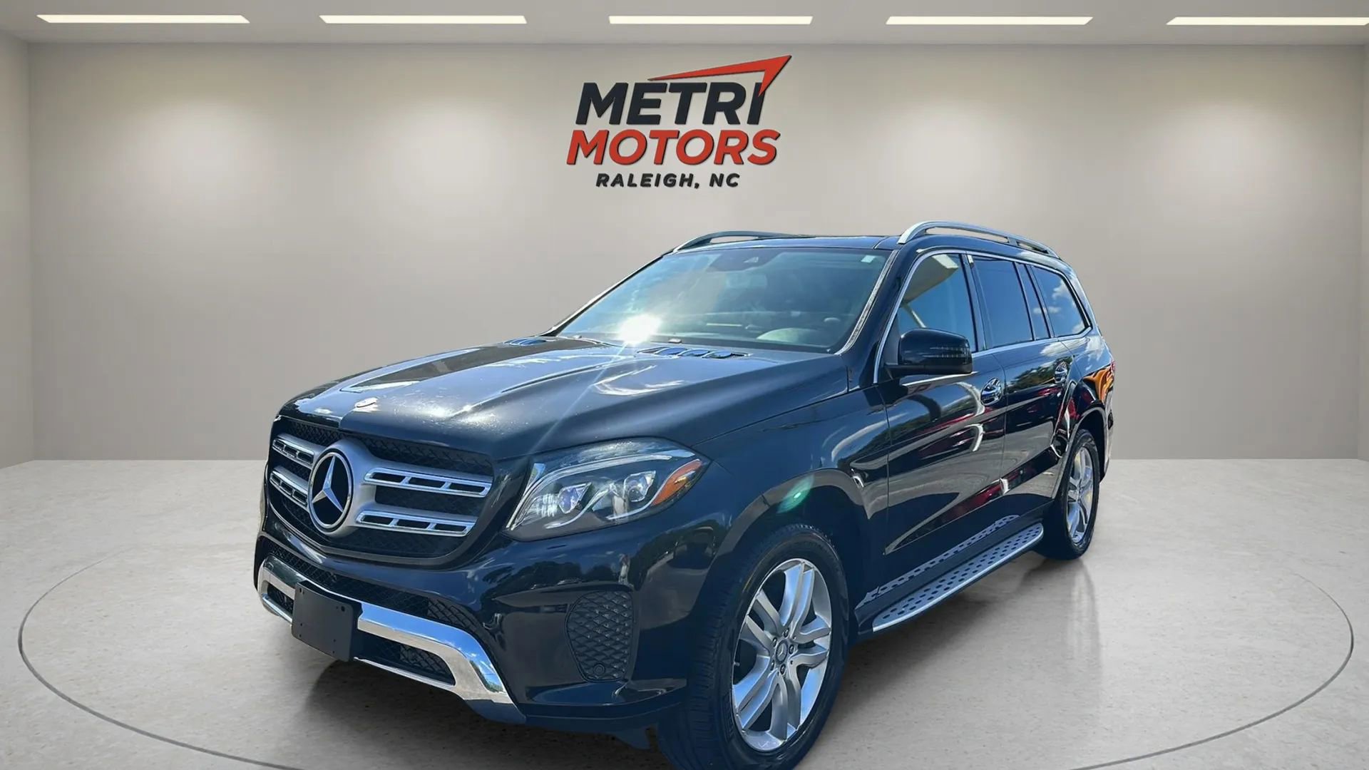 Used 2017 Mercedes-Benz GLS 450 4MATIC image 15