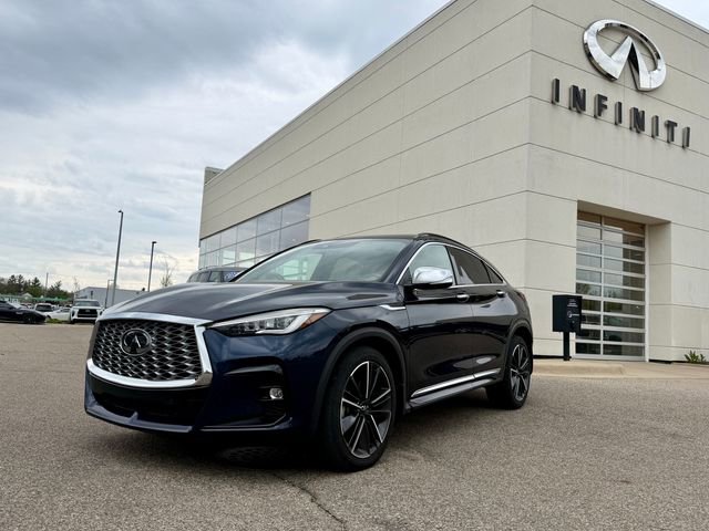 Used 2023 INFINITI QX55 Essential w/ Accent Package AWD/4WD image 2