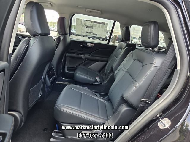 New 2026 Lincoln Aviator 2WD w/ Jet Appearance Package image 10