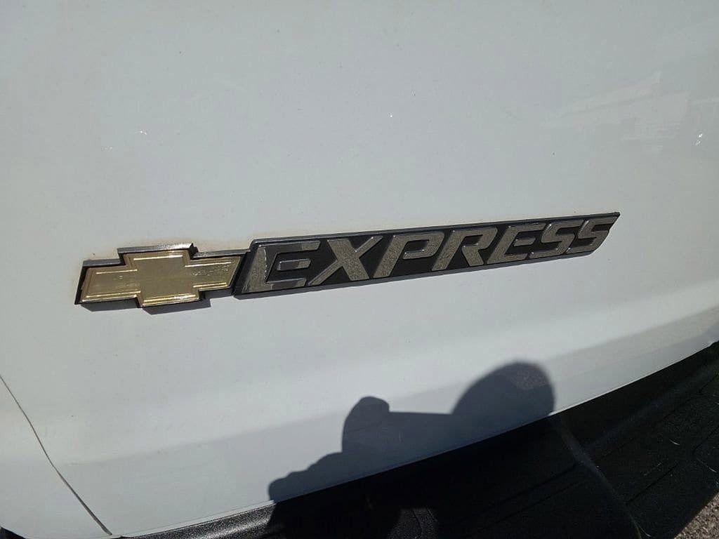 Used 2021 Chevrolet Express 2500 RWD image 26