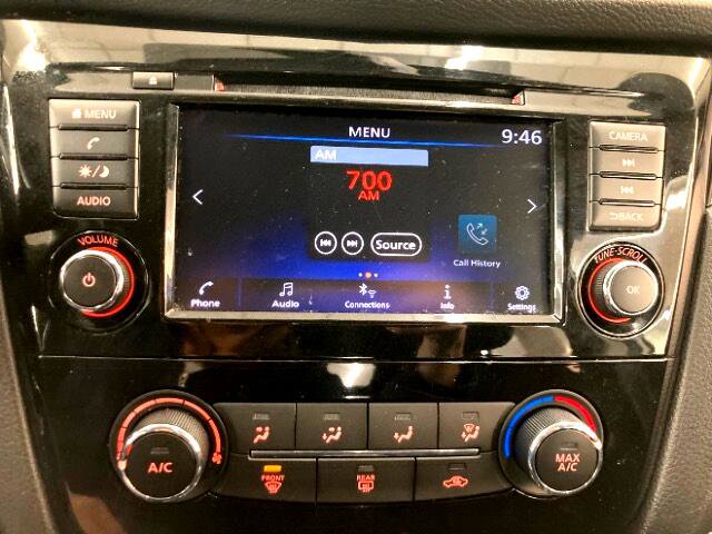 Used 2019 Nissan Rogue Sport S image 16