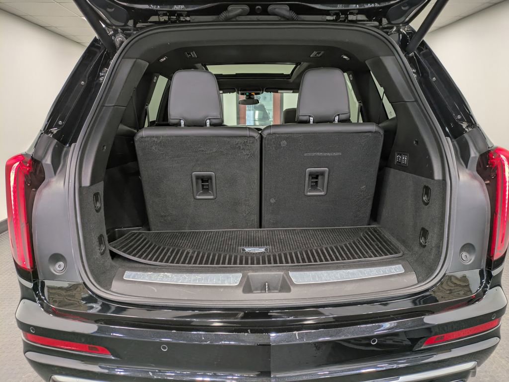 Used 2024 Cadillac XT6 Premium Luxury w/ LPO, Floor Liner Package image 24