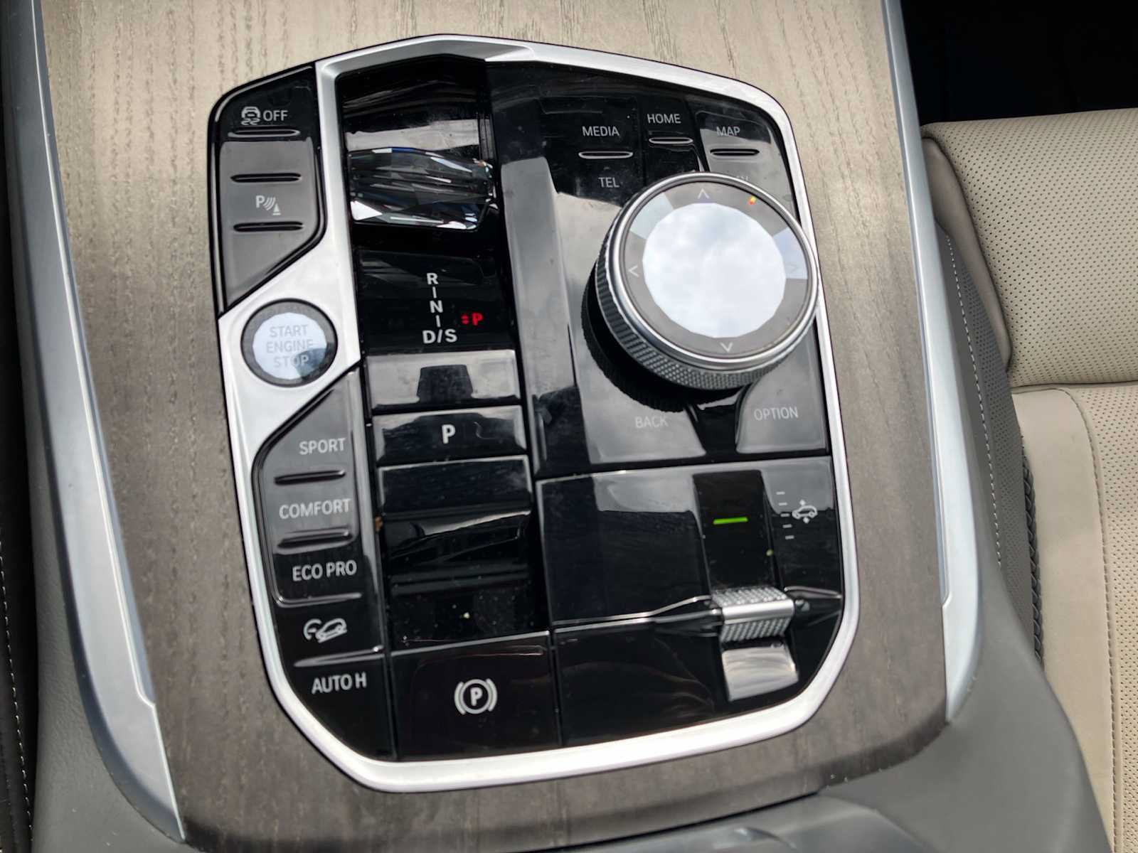 Used 2024 BMW X7 M60i w/ Executive Package AWD/4WD image 26