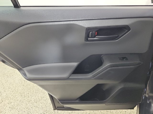 Used 2026 Toyota RAV4 LE AWD/4WD image 14